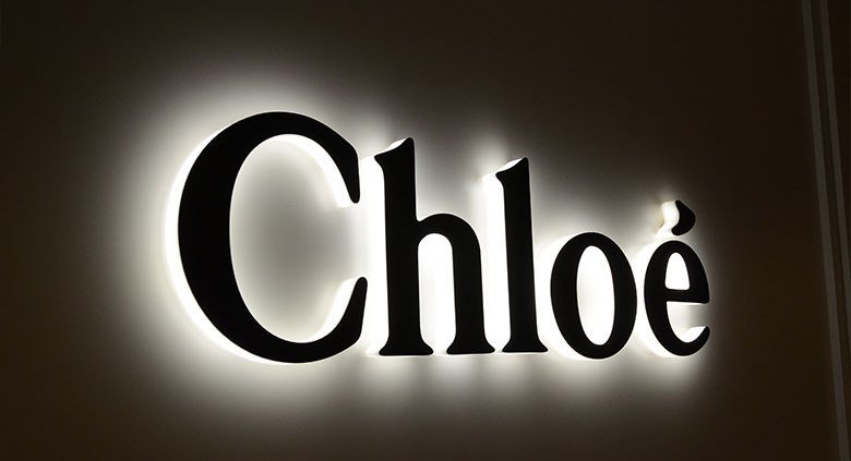 jasa huruf timbul murah di Kebayoran Lama